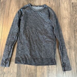 lululemon athletica Gray Long Sleeve Top